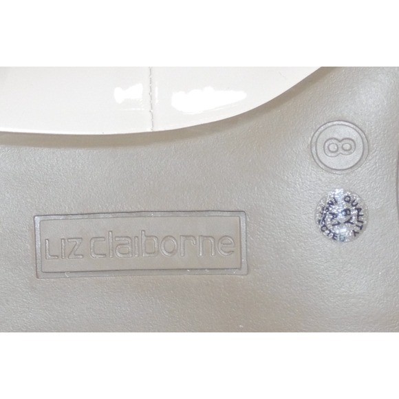 NWT Patent Beige Pointed Toe Pumps Gold Trim‎ Corporate Workwear Liz Claiborne 8 - Picture 6 of 7